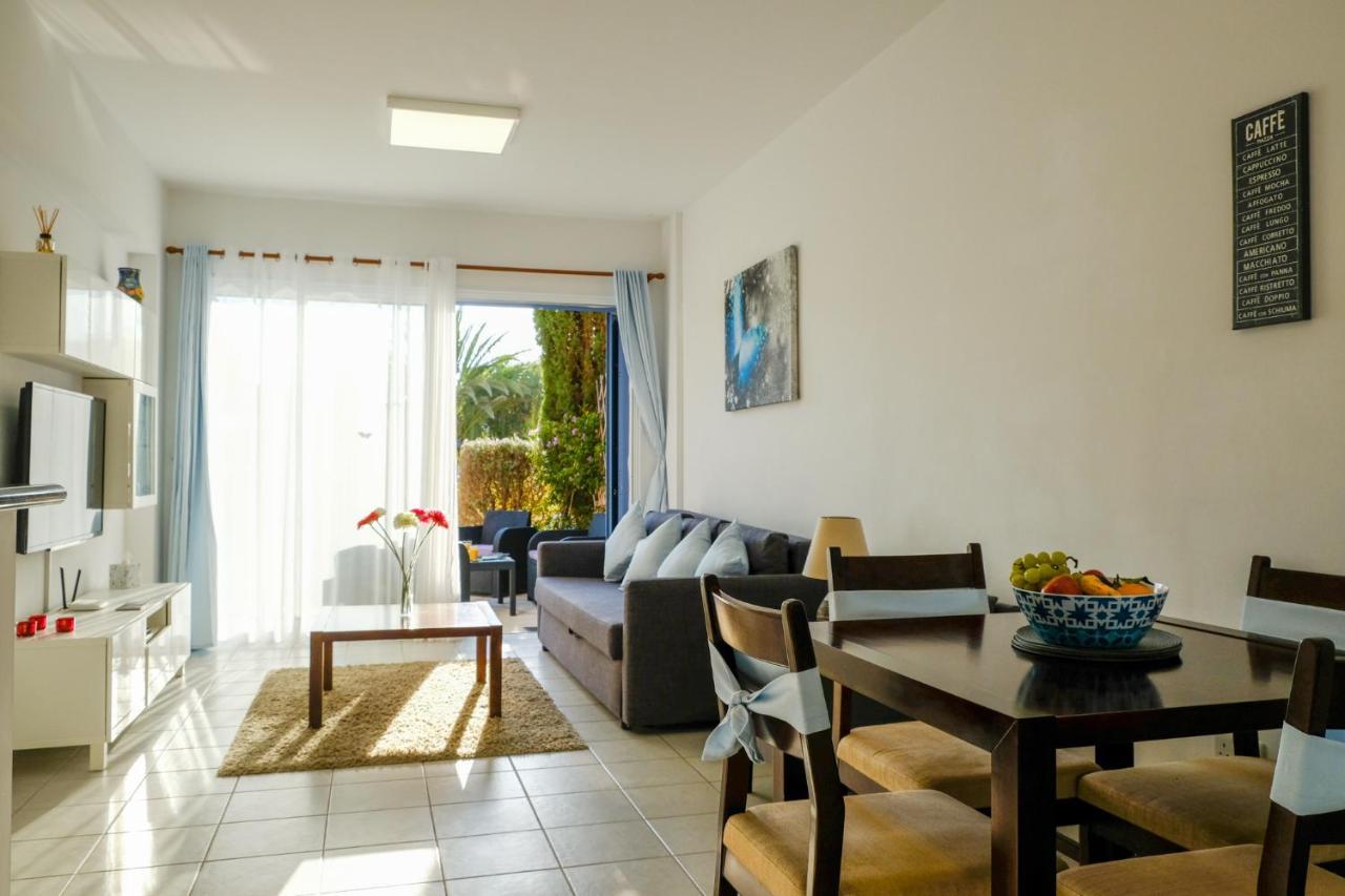 Zero Zero 2 Apartment Peyia Exterior photo